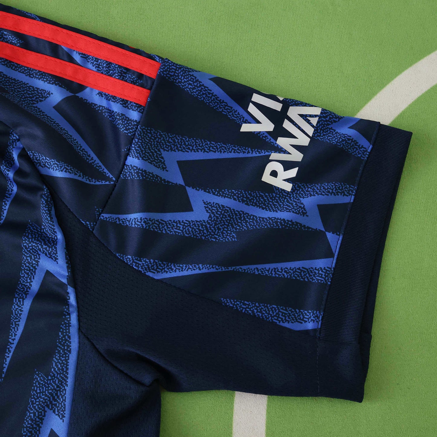 2025/26 Arsenal Away Kit
