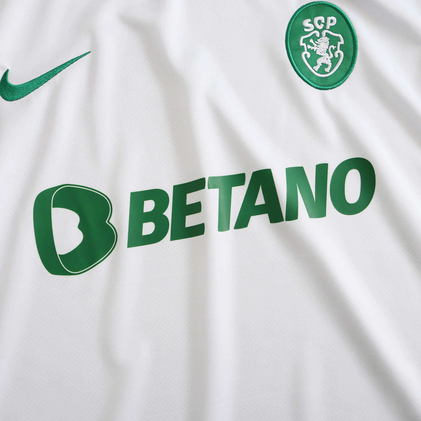 2024/25 Sporting Away Kit