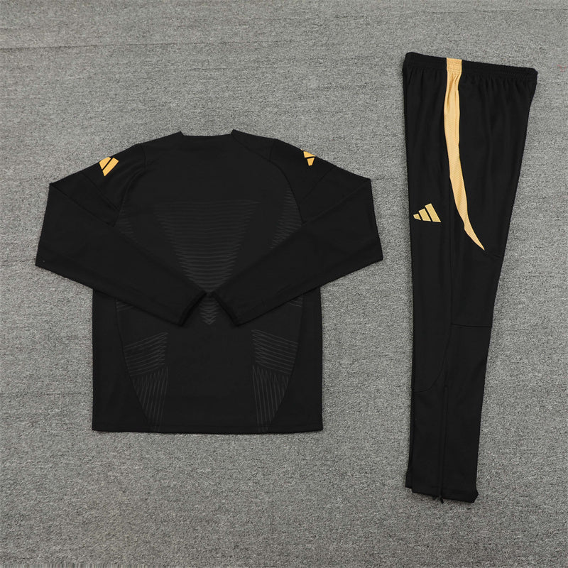2024/25 Real Madrid C.F 'Black' Tracksuit