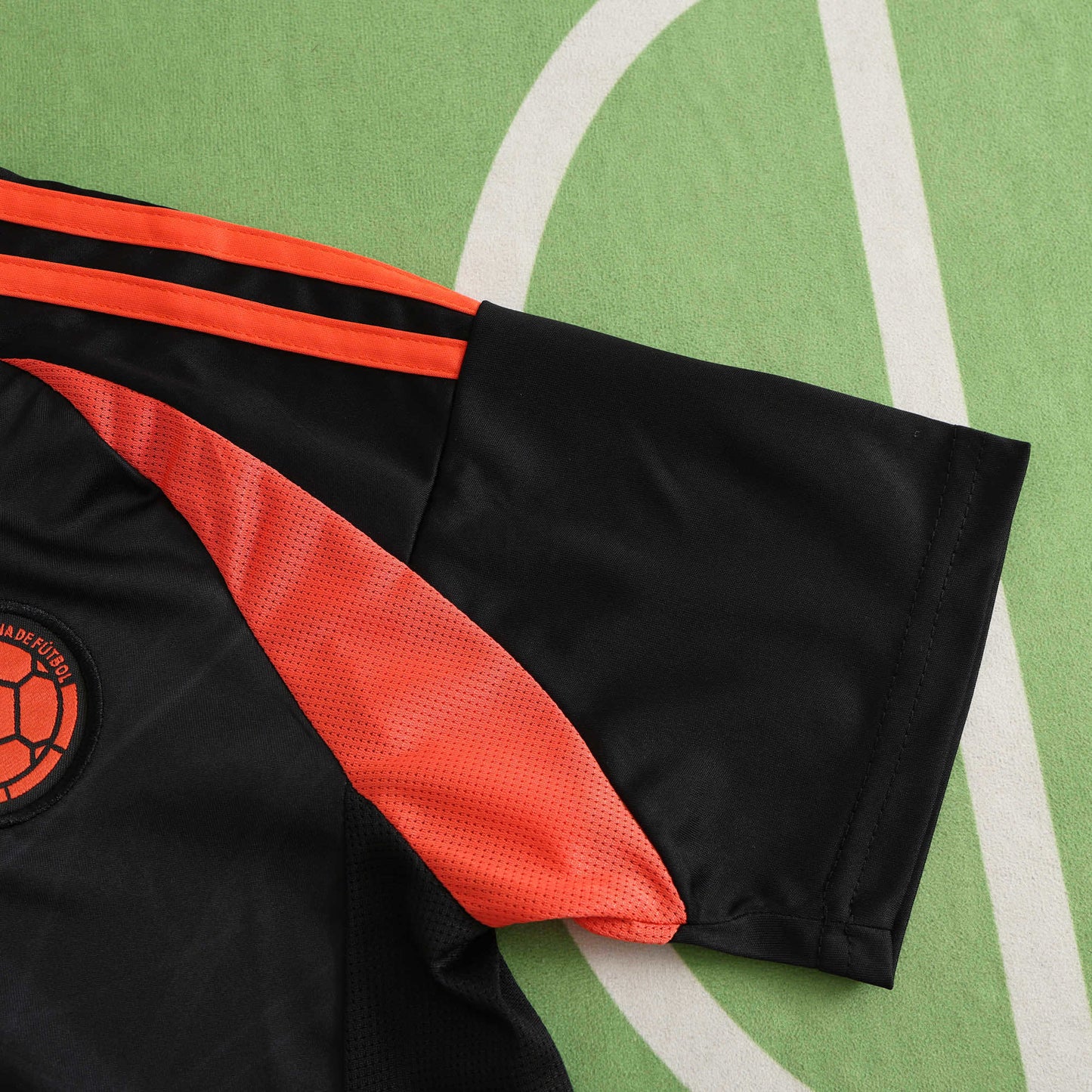 2024 Columbia Away Kids Kit