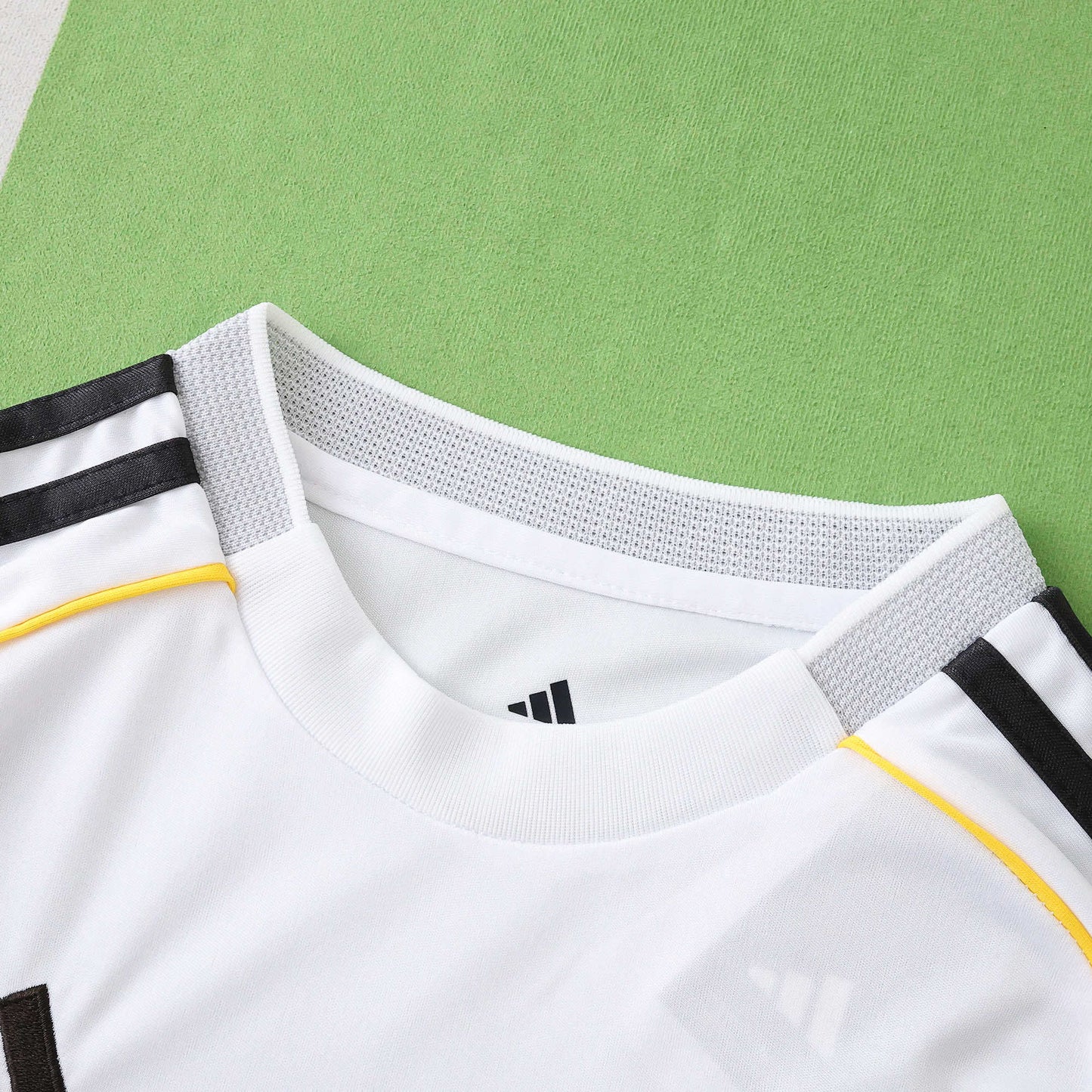 2025/26 Real Madrid CF Home Kids Kit