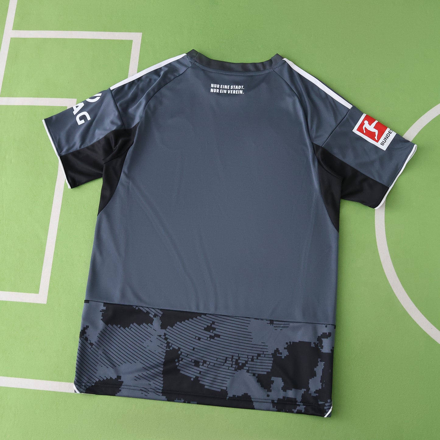 2025/26 Frankfurt Third Kit