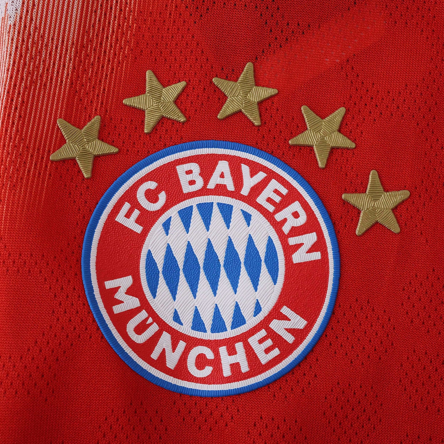 2025/26 FC Bayern Munich Home Player Kit