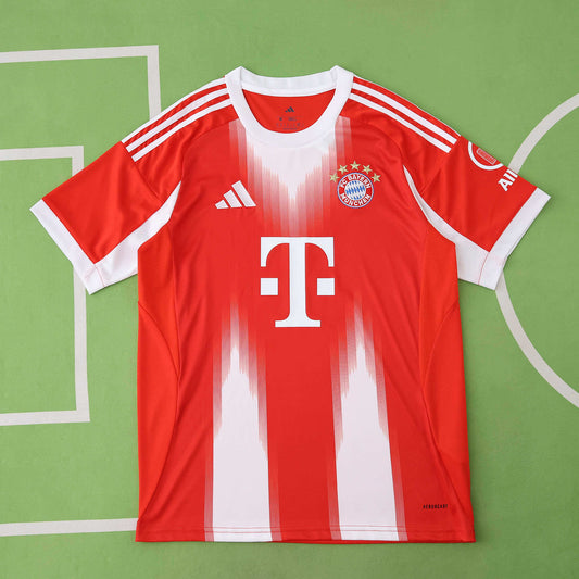 2025/26 FC Bayern Munich Home Kit