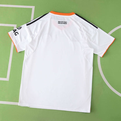 2025/26 Frankfurt Away Kit